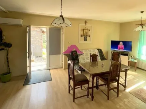 Prodaja, kuća, 200m², Klisa, Novi Sad Sve Podlokacije - image 12