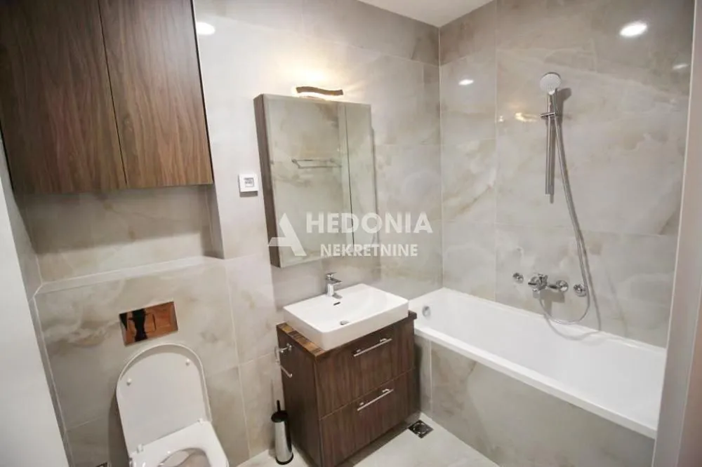 Rent, two bedroom apartment, 67m², Novi Beograd Sve Podlokacije, Beograd