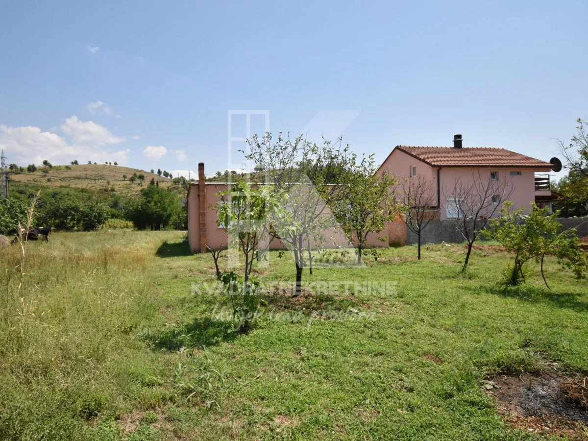 Prodaja, kuća, 120m², Dahna, Podgorica