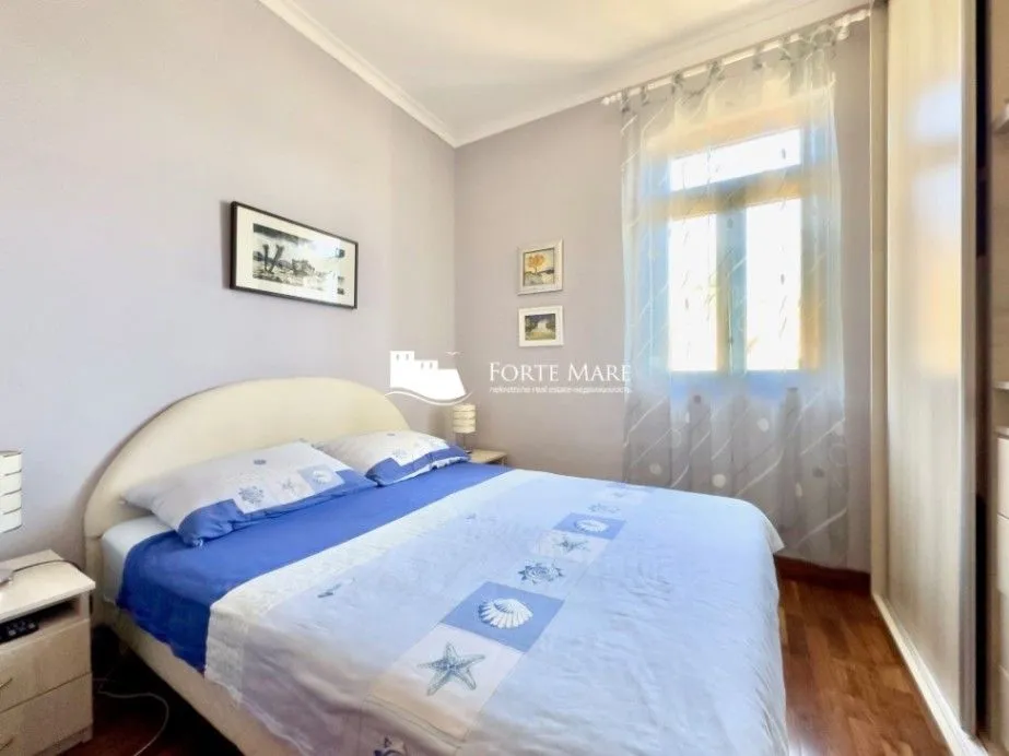 Prodaja, jednosoban stan, 42m², Đenovići, Herceg Novi
