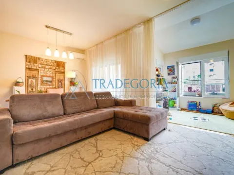 Prodaja, trosoban stan, 108m², Budva, Crna Gora