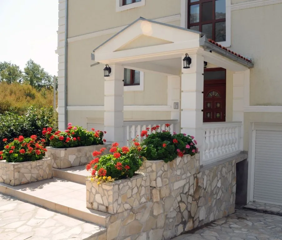 Sale, house, 1000m², Markovići, Budva