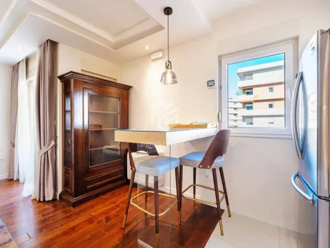 Prodaja, dvosoban stan, 68m², Central Point, Podgorica - image 7