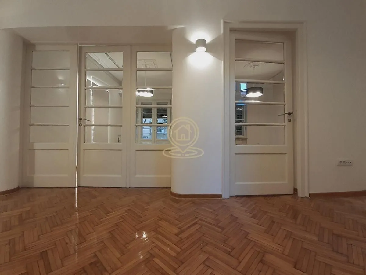 Rent, office space, 87m², Kalenić Pijaca, Vračar Sve Podlokacije