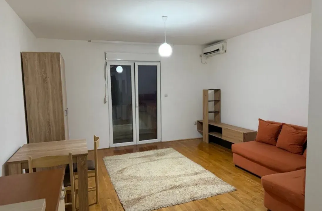 Izdavanje, jednosoban stan, 35m², Zagorič, Podgorica