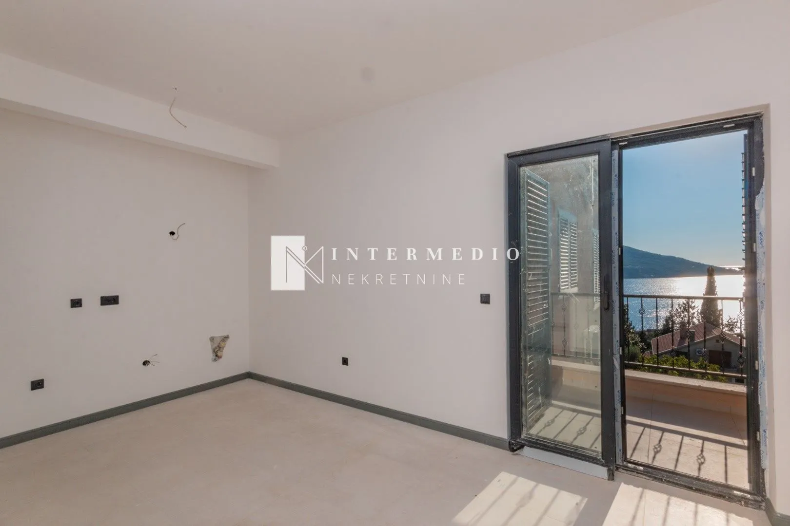 Prodaja, jednosoban stan, 41m², Kumbor, Herceg Novi