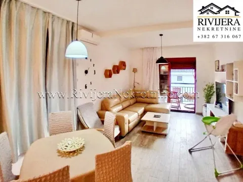 Prodaja, dvosoban stan, 72m², Dobrota, Kotor