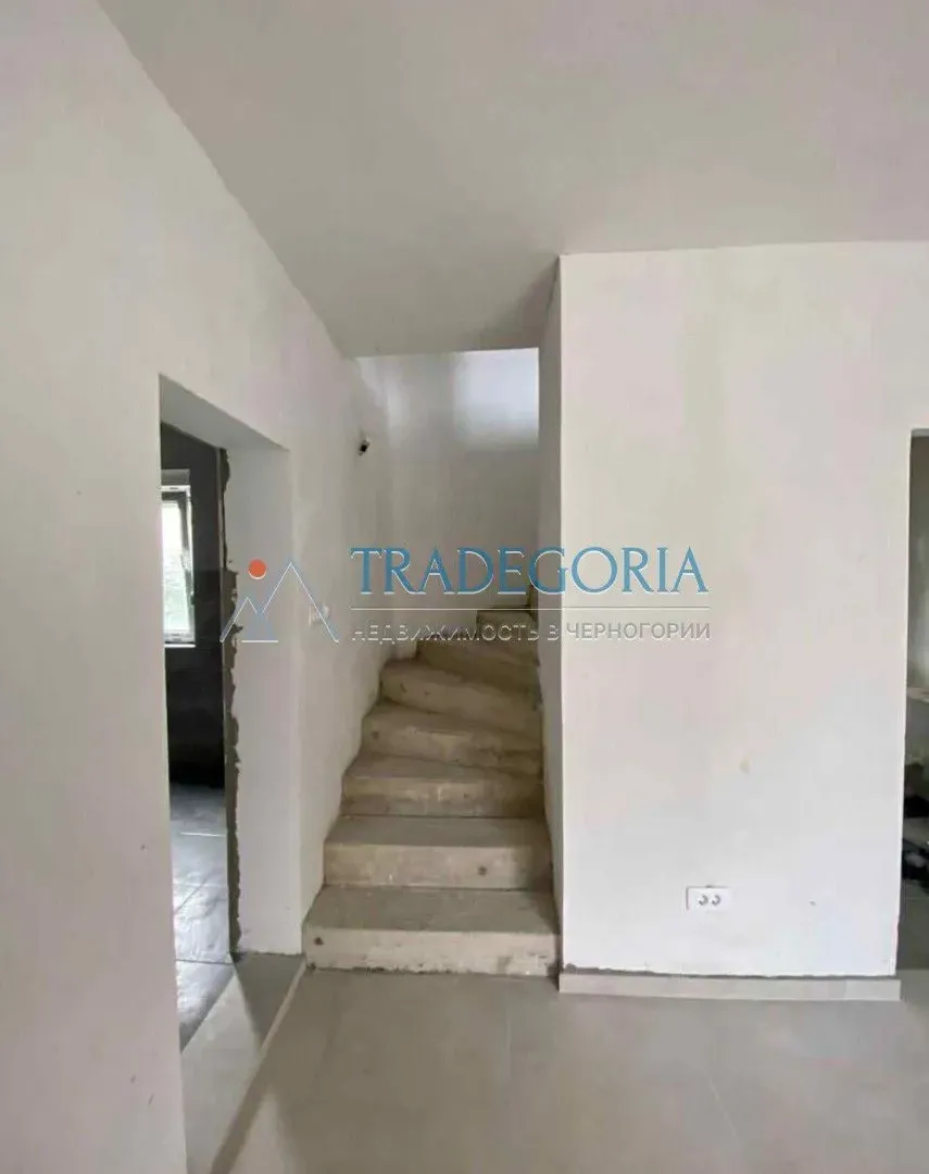 Prodaja, kuća, 197m², Sutomore, Bar