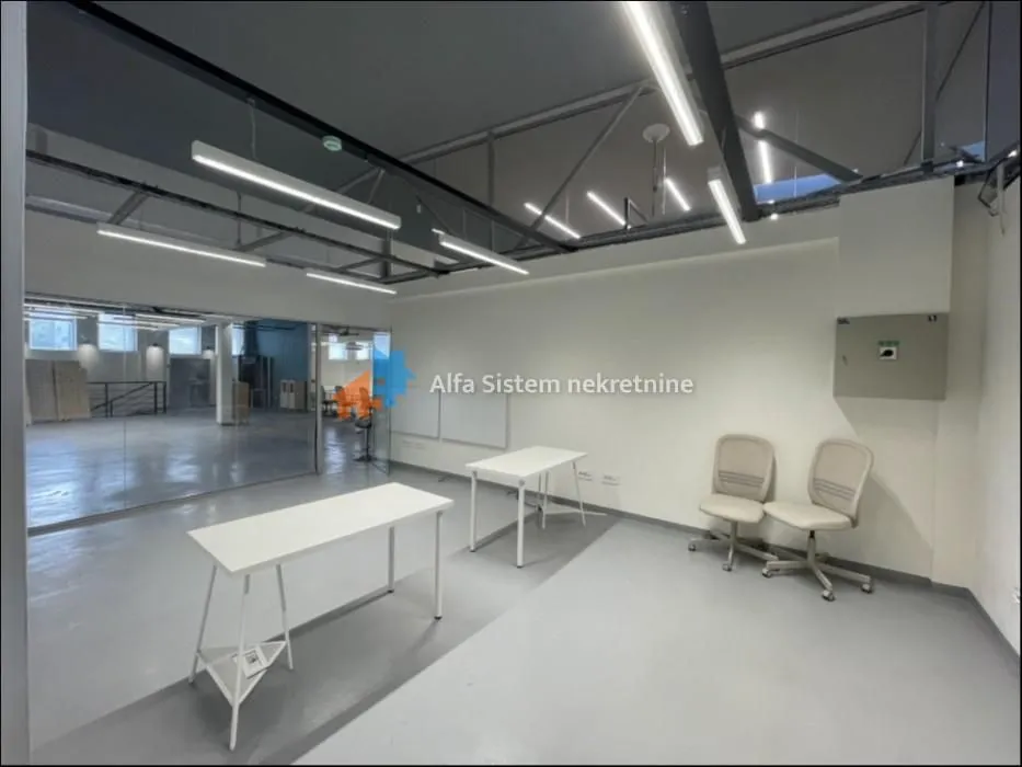 Rent, office space, 1000m², Autokomanda, Voždovac Sve Podlokacije