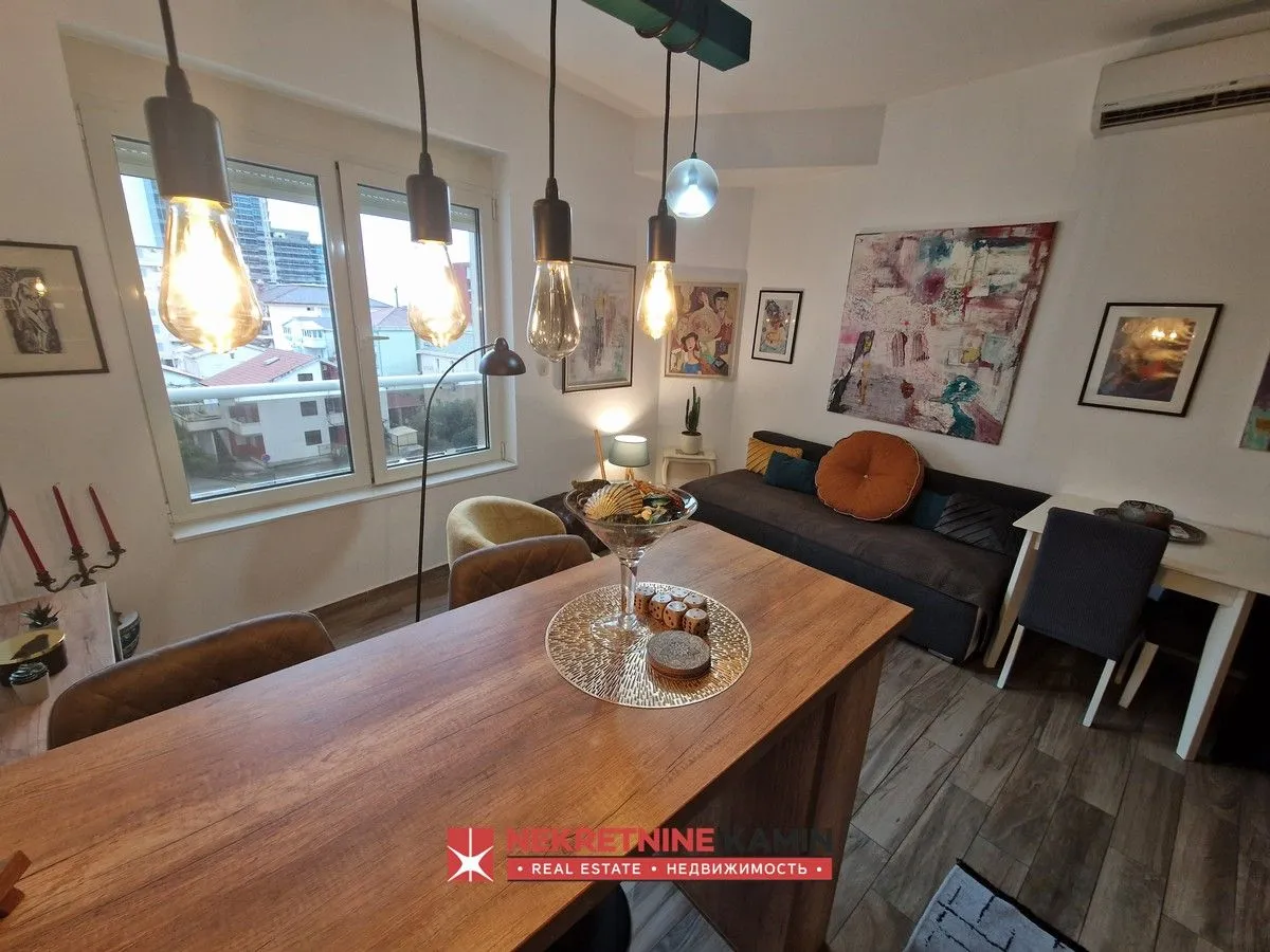 Prodaja, jednosoban stan, 34m², Centar, Budva