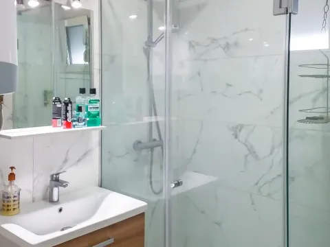 Sale, one bedroom apartment, 47m², Bečići, Budva - image 4