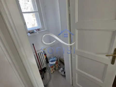 Izdavanje, dvosoban stan, 60m², Centar, Novi Sad - image 8