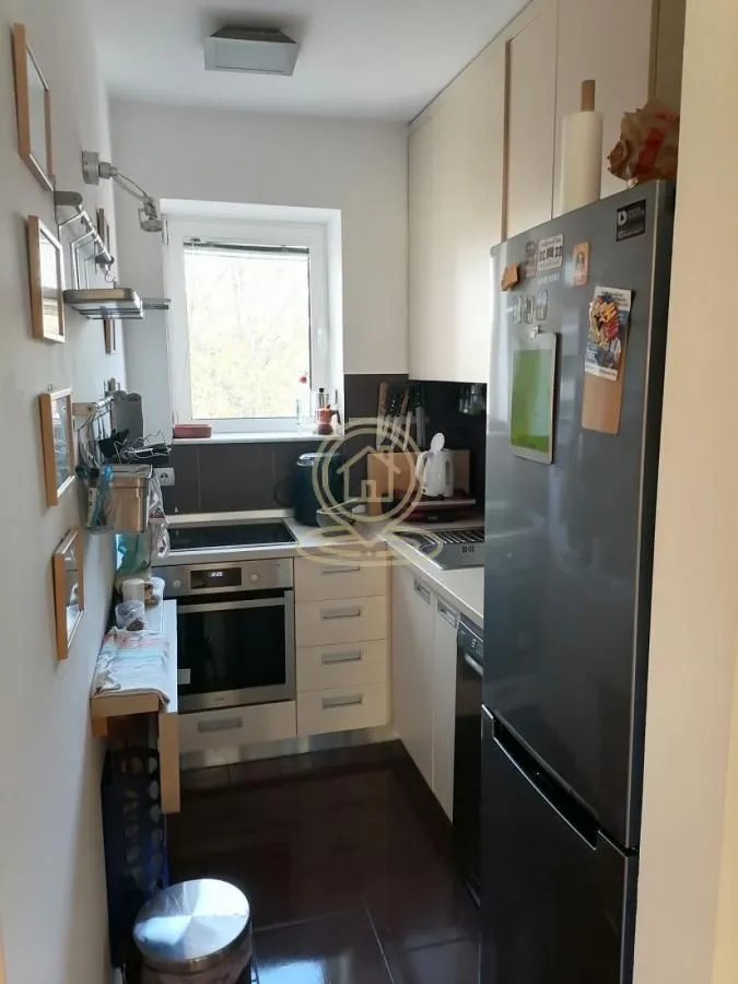 Rent, two bedroom apartment, 50m², Kalenić Pijaca, Vračar Sve Podlokacije