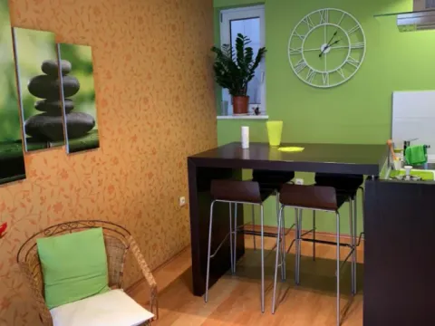 Izdavanje, trosoban stan, 70m², Centar, Novi Sad - image 6