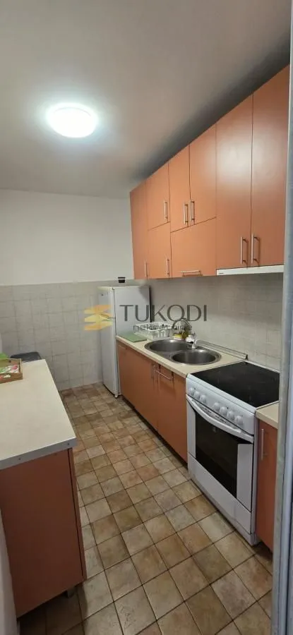 Izdavanje, dvosoban stan, 62m², Voždovac Sve Podlokacije, Beograd