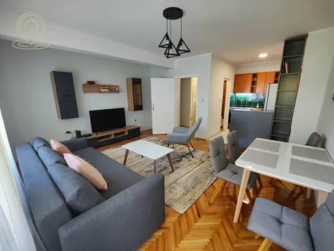 Izdavanje, dvosoban stan, 52m², Socijalno, Novi Sad Sve Podlokacije - image 10