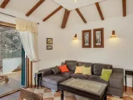 Prodaja, dvosoban stan, 92m2, Kostanjica, Kotor