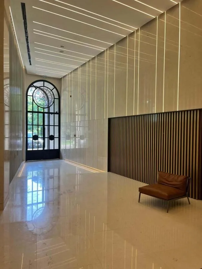 Izdavanje, poslovni prostor, 132m², Stari Grad, Beograd