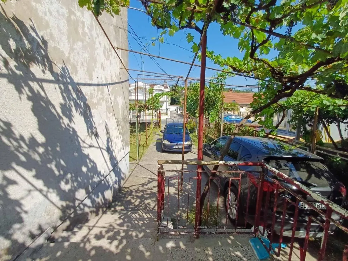 Prodaja, kuća, 172m², Masline, Podgorica