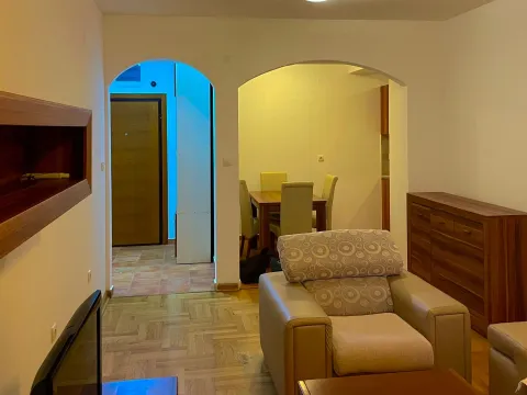 Rent, one bedroom apartment, 63m², Rozino, Budva - image 2