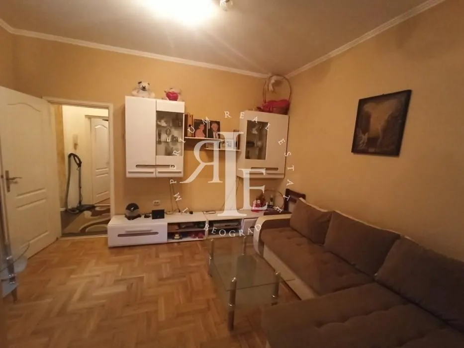 Sale, house, 70m², Vračar Sve Podlokacije, Beograd