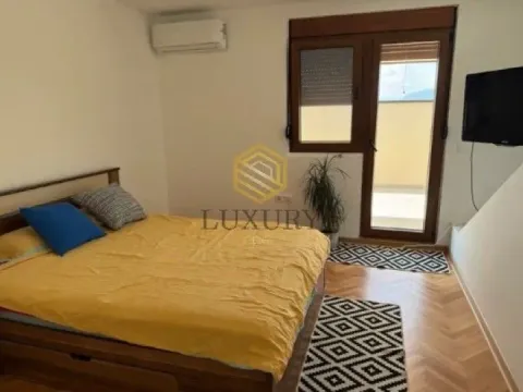 Rent, house, 256m², Masline, Podgorica - image 8
