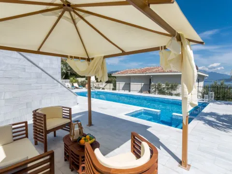 Prodaja, kuća, 360m², Đenovići, Herceg Novi - image 20