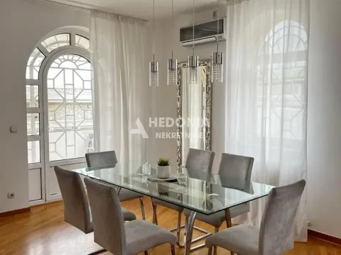 Izdavanje, četvorosoban stan, 135m², Savski Venac, Beograd - image 4