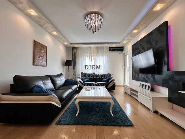 Rent, two bedroom apartment, 76m², City Kvart, Podgorica
