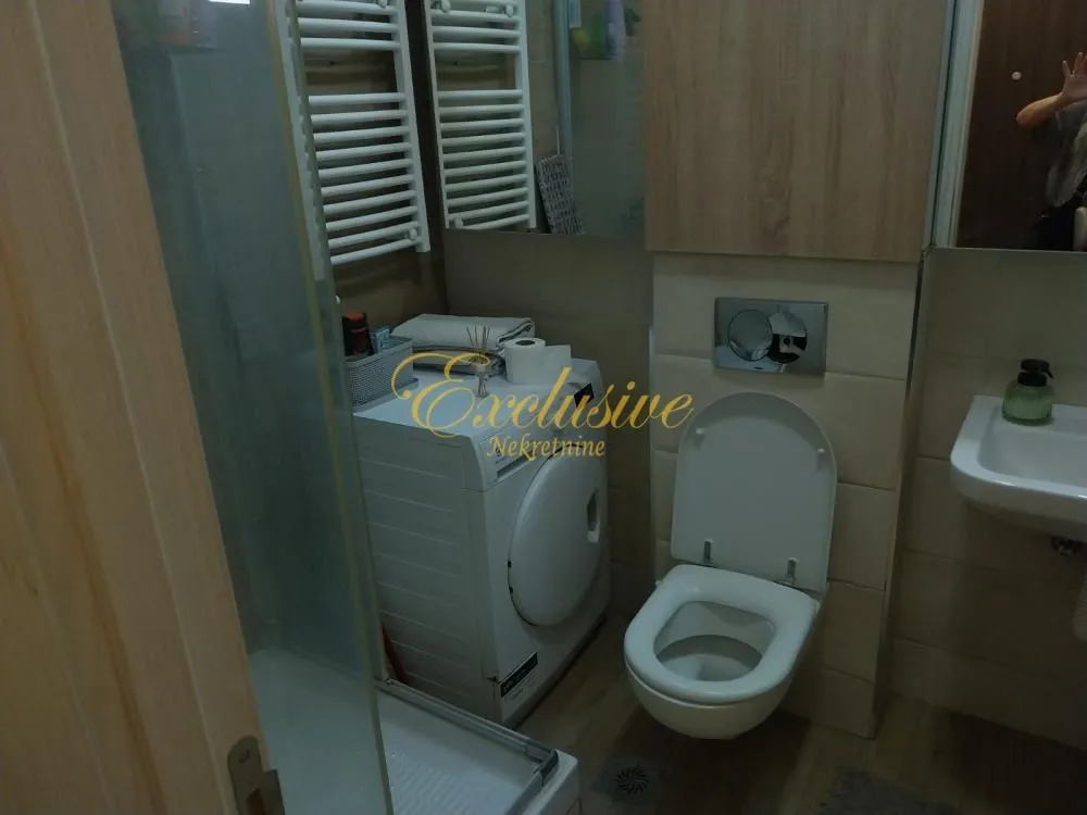 Prodaja, trosoban stan, 67m², Lekino Brdo, Voždovac Sve Podlokacije