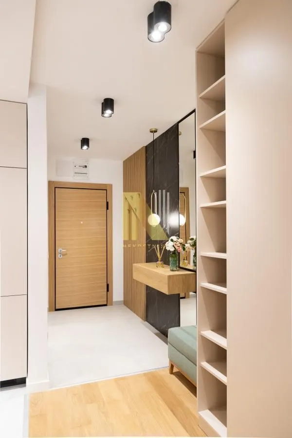 Prodaja, dvosoban stan, 51m², Grbavica, Novi Sad Sve Podlokacije