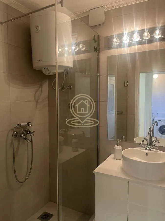 Prodaja, jednosoban stan, 62m², Bulevar Oslobodjenja, Novi Sad Sve Podlokacije