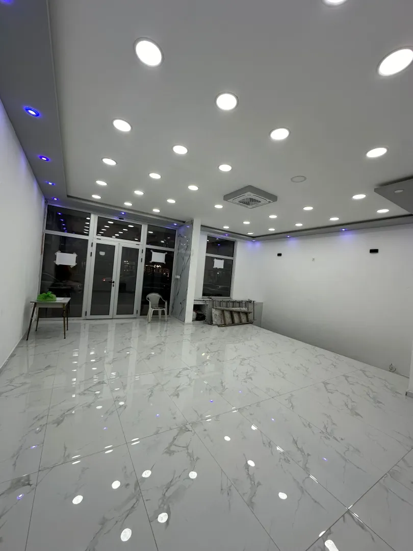 Rent, office space, 115m², Stari Aerodrom, Podgorica