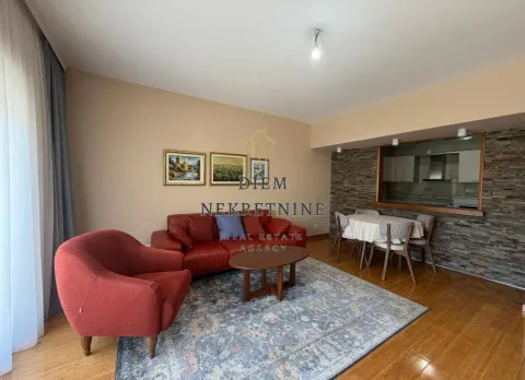Prodaja, jednosoban stan, 65m², Centar, Bar - image 2