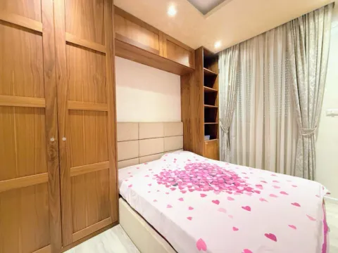 Sale, three bedroom apartment, 180m², City Kvart, Podgorica - image 9