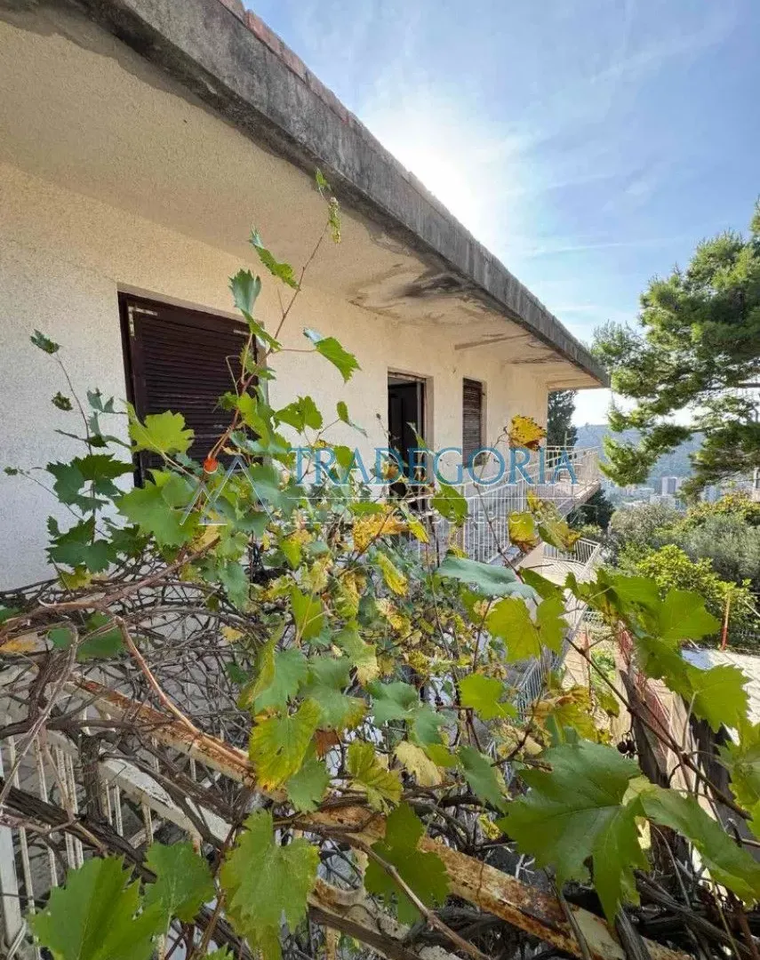 Prodaja, kuća, 183m², Sutomore, Bar