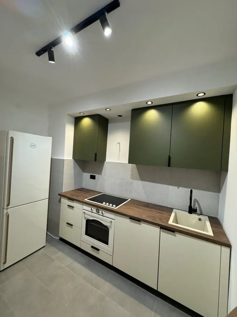 Izdavanje, dvosoban stan, 66m², Zabjelo, Podgorica