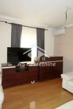 Rent, four bedroom apartment, 160m², Filmski Grad, Beograd - image 3