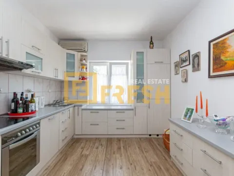 Prodaja, kuća, 266m², Herceg Novi, Crna Gora - image 5