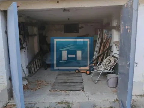 Prodaja, kuća, 136m², Kajsijar, Jagodina - image 28