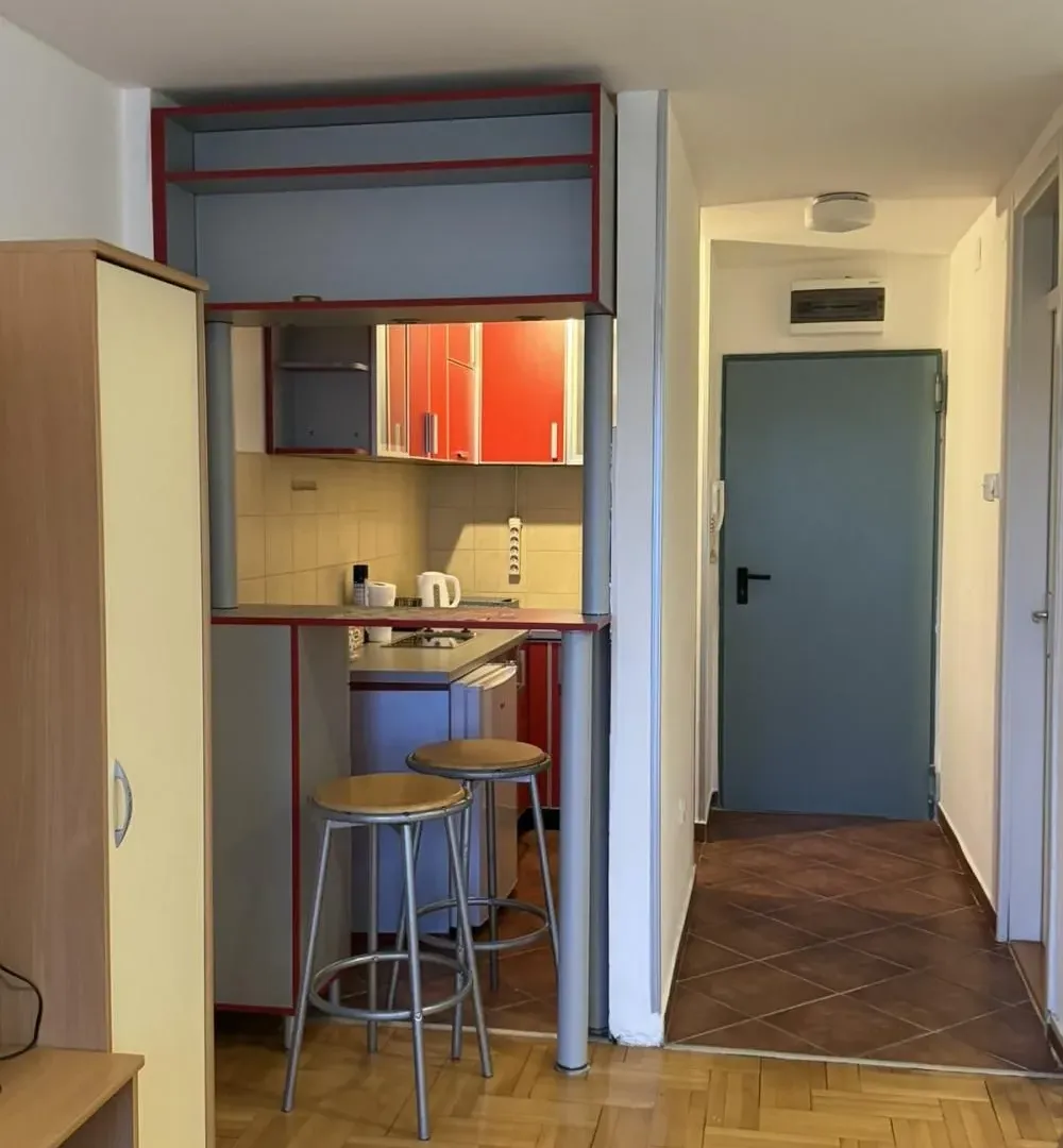 Sale, apartment, 31m², Novi Beograd Sve Podlokacije, Beograd