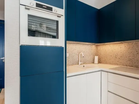 Prodaja, jednosoban stan, 45m², Centar, Tivat - image 9