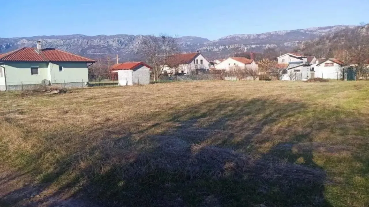 Prodaja, plac, 1267m², Danilovgrad, Crna Gora
