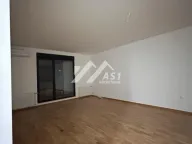 Izdavanje, četvorosoban stan, 102m², Bulevar Oslobodjenja, Novi Sad Sve Podlokacije - image 1