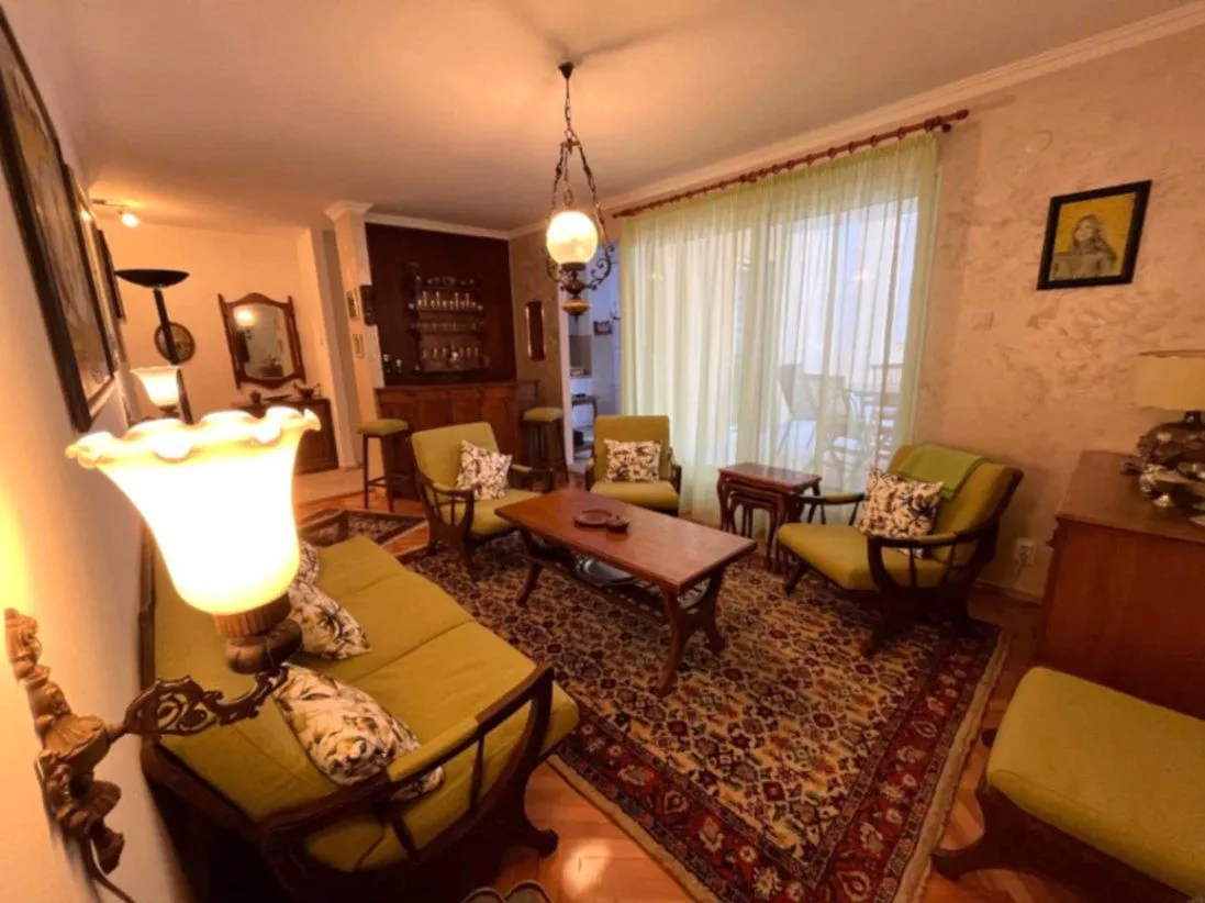 Izdavanje, trosoban stan, 132m², Bar, Crna Gora