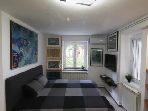 Rent, one bedroom apartment, 31m², Stari Grad, Beograd - image 24