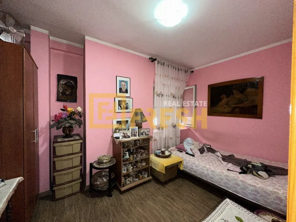 Prodaja, kuća, 103m², Stara Varoš, Podgorica