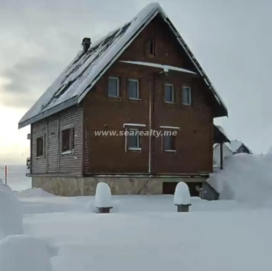 Sale, house, 320m², Žabljak, Crna Gora