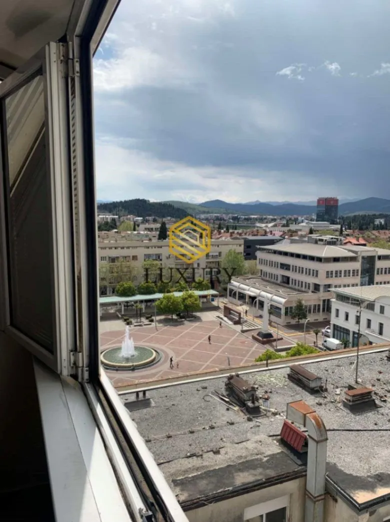 Prodaja, dvosoban stan, 86m², Centar, Podgorica