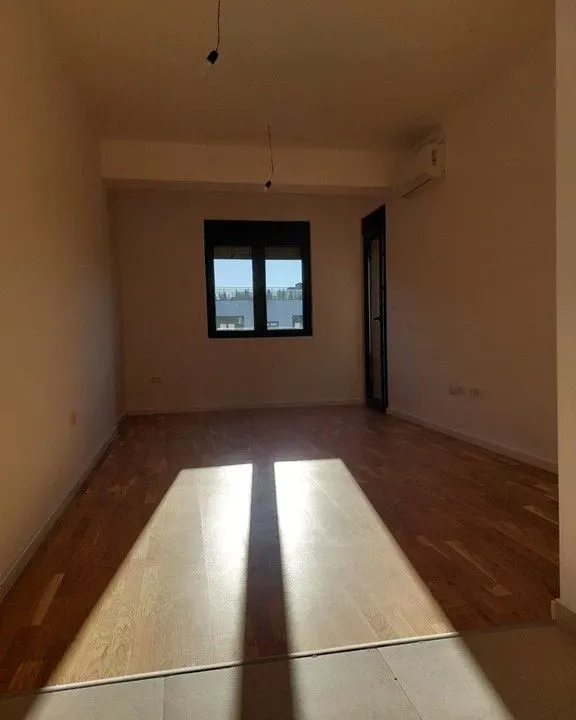 Sale, one bedroom apartment, 41m², Stari Aerodrom, Podgorica